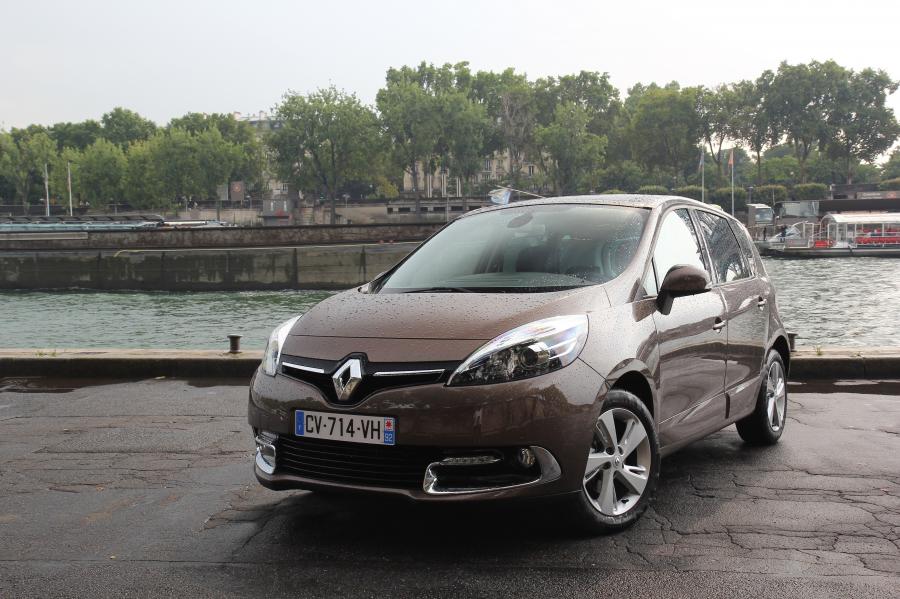  Renault Scenic 2013 года  (фото 13 из 34)